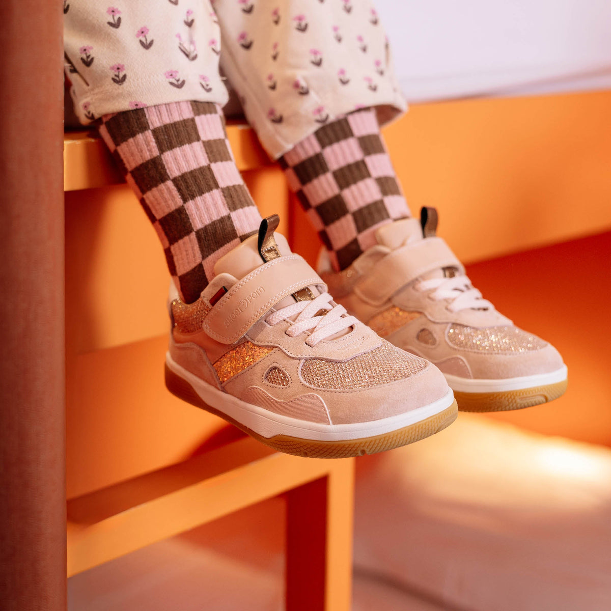 BARESKET JOG - VELOURS-GLITTER - PINK - BAREFOOT