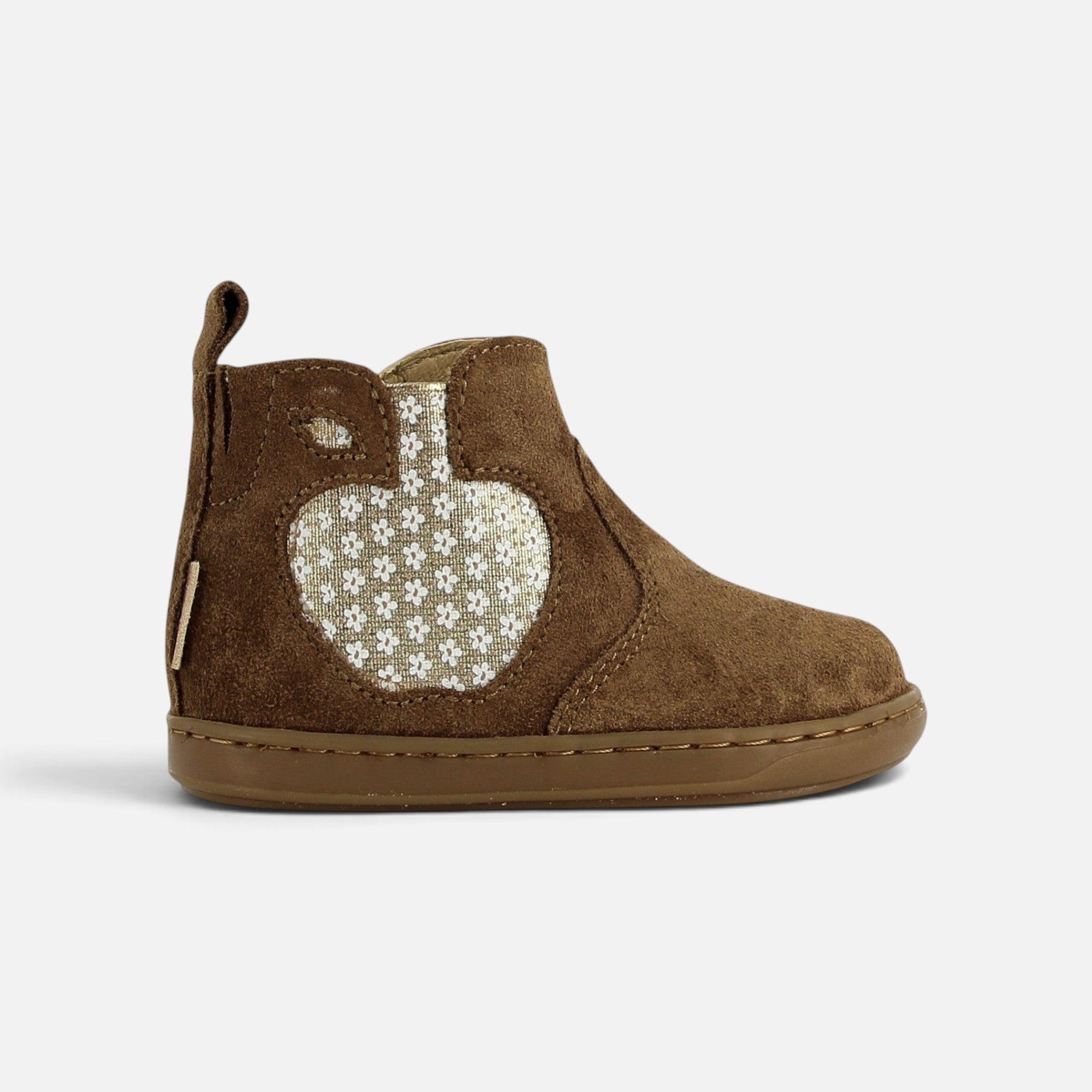 Bottine premiers-pas Shoo Pom Bouba en velours camel avec motif pomme imprimé et semelle souple en caoutchouc