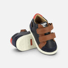 Chaussures premiers pas Shoo Pom Bouba Box Easy en cuir bleu marine et camel avec fermetures à scratch