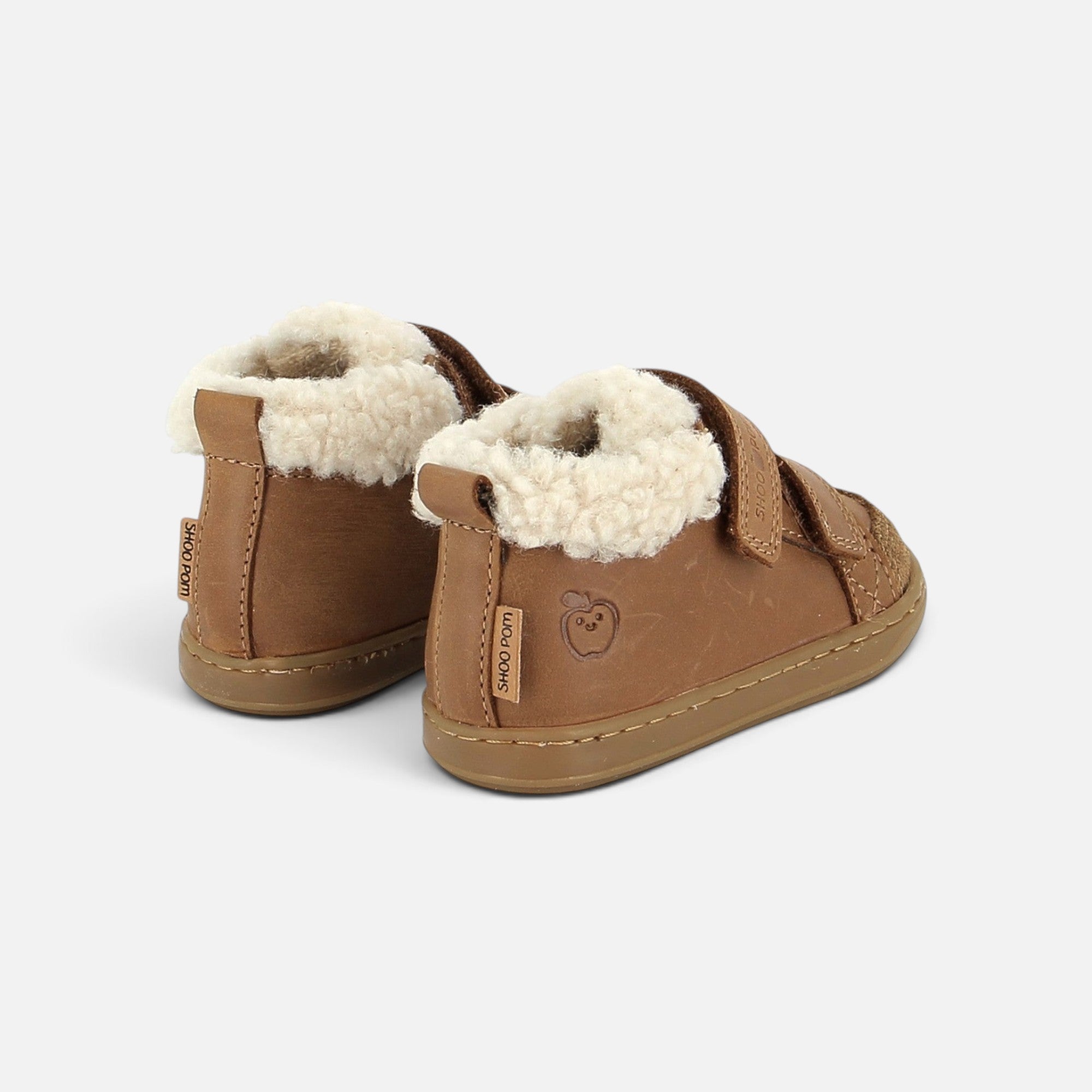 Chaussures premiers-pas Shoo Pom Bouba en cuir camel avec doublure en laine et fermeture à scratch, vue arrière