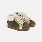 Chaussures premiers-pas Shoo Pom kaki en velours huilé avec doublure fourrée, lacets et zip latéral pratique