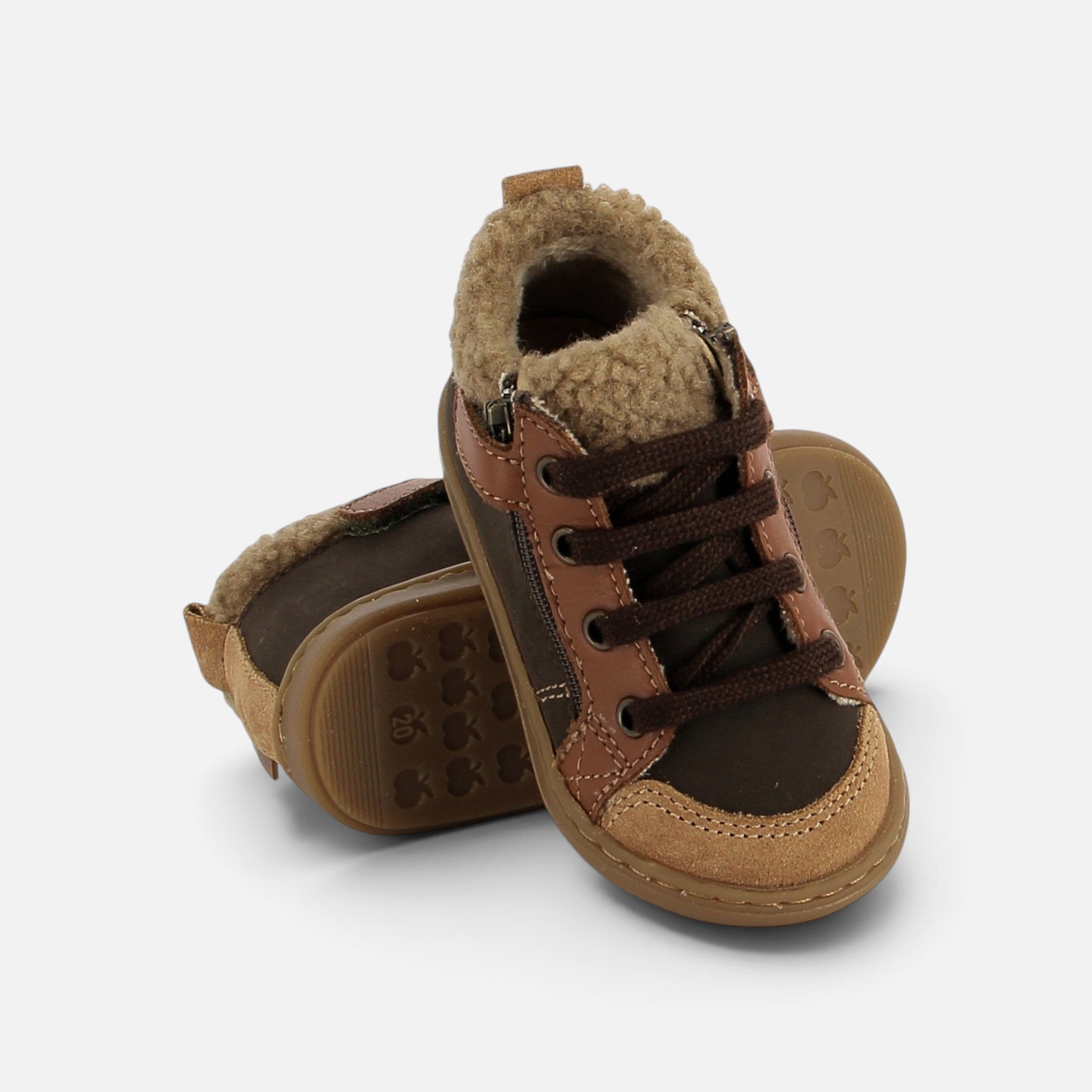 Chaussures premiers pas Shoo Pom Bouba Zip en cuir velours et nubuck marron chocolat avec doublure en laine chaude