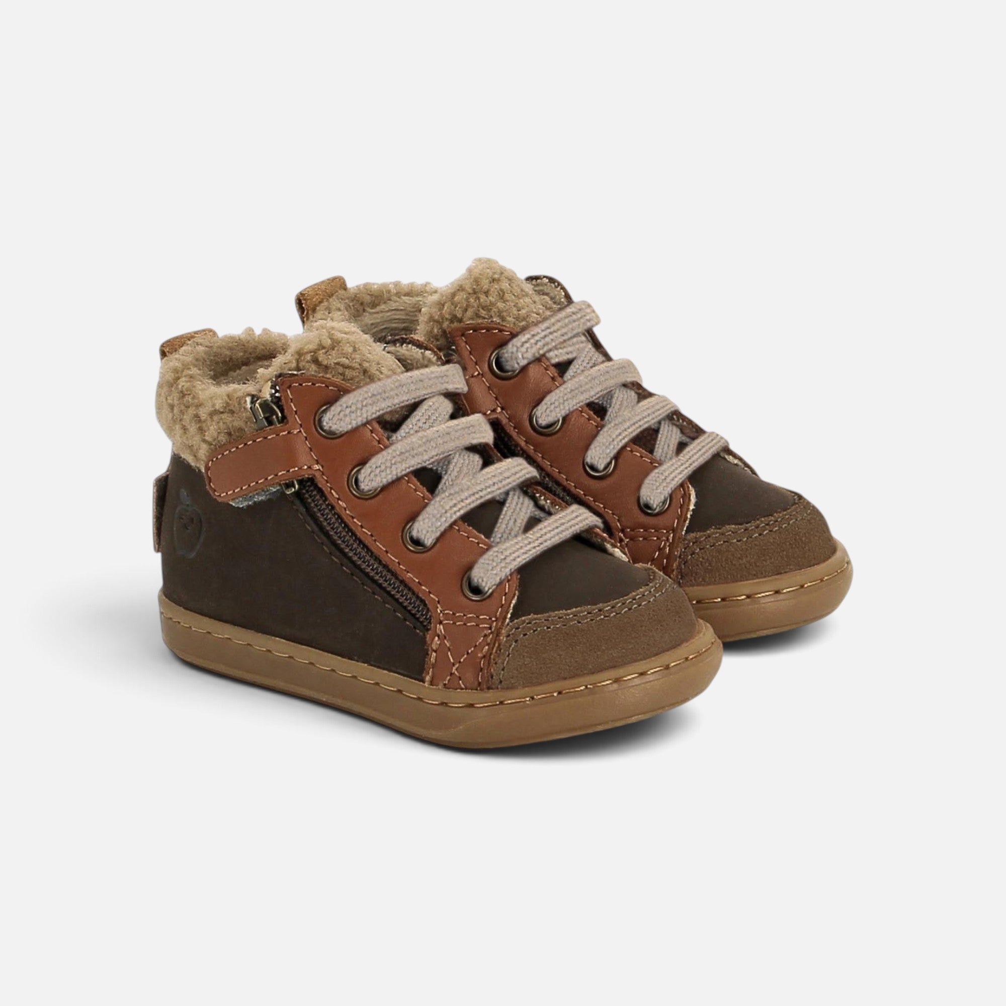 Chaussures premiers pas Shoo Pom Bouba en cuir marron et nubuck avec doublure en laine chaude et fermeture zippée