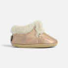 Chaussons bébé Shoo Pom Doudou Fur en cuir nappa métallisé cuivre avec doublure en fourrure synthétique douce