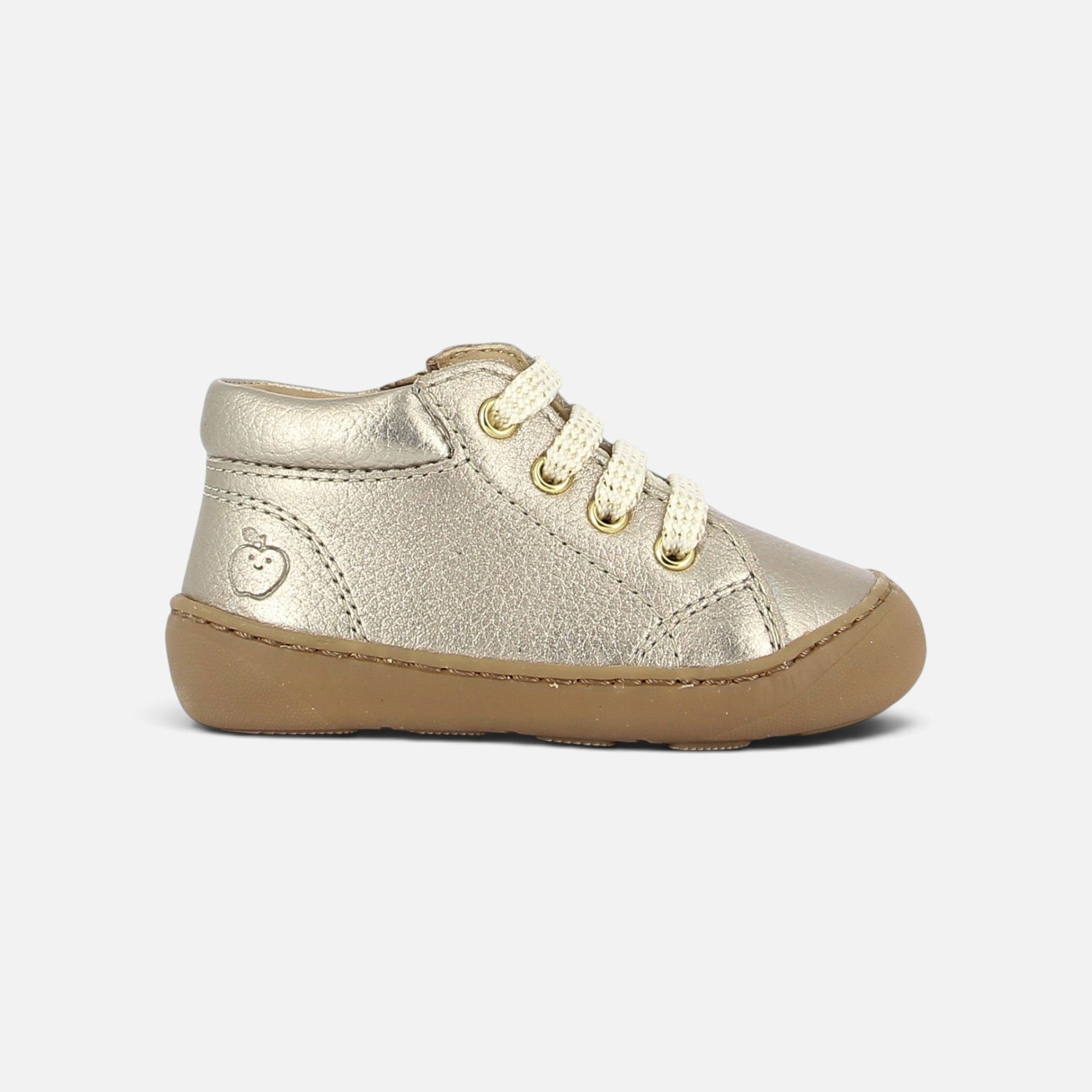 Chaussure barefoot Shoo Pom Plum Lace en cuir grainé laminé couleur bronze clair avec lacets et semelle souple