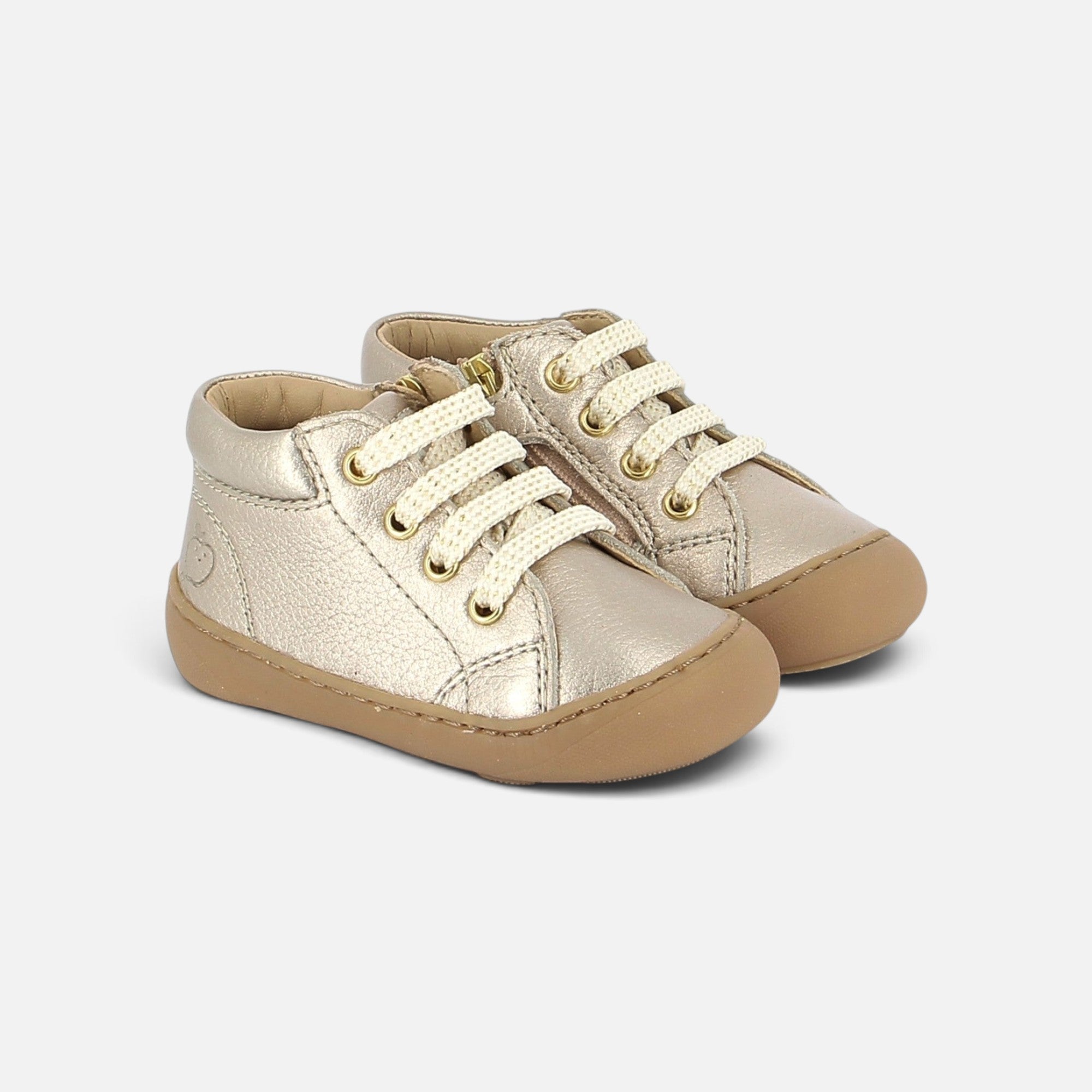 Chaussures barefoot Shoo Pom en cuir grainé bronze clair avec lacets et semelle souple pour bébé