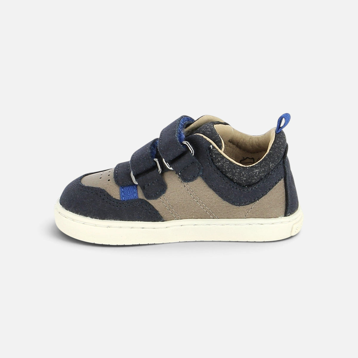 Basket barefoot Shoo Pom pour enfant en cuir bleu marine et beige avec fermeture scratch et semelle souple