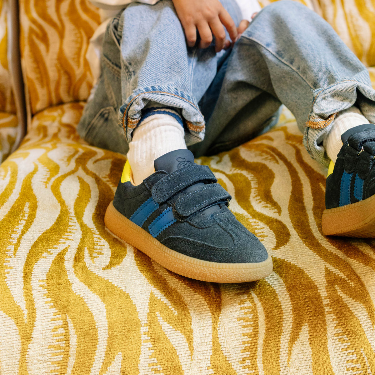 YUZU LO SCRATCH - VELOURS - NAVY - BASKETS